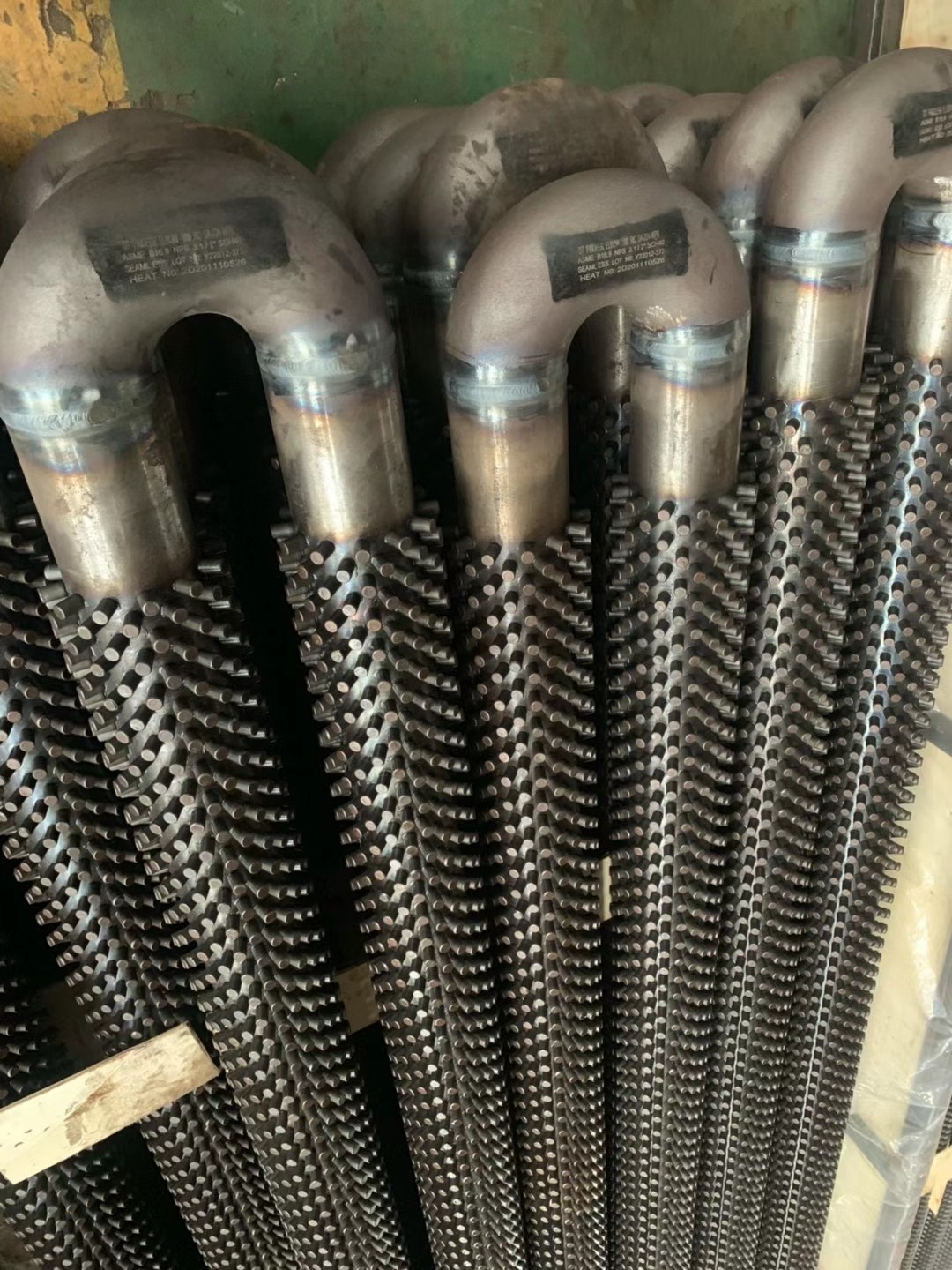管子Φ63.5×4 ，材質12Cr1MoVG，用于低溫再熱器