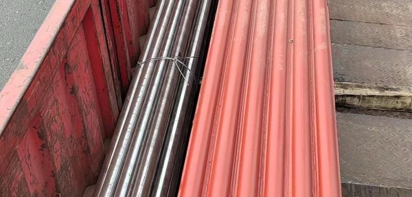 規格：ф76×6，長度600mm，材質：SA-213TP347HFG/SA-213T91,兩種材質各300mm